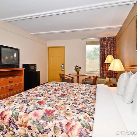 Spanish Trace Inn เอเธนส์ ห้อง รูปภาพ